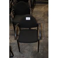 10 stoelen in stof bekleed